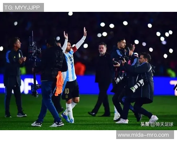 U18波兰与塞尔维亚激战正酣青少年足球赛场上的精彩对决 U18波兰与塞尔维亚激战正酣青少年足球赛场上的精彩对决