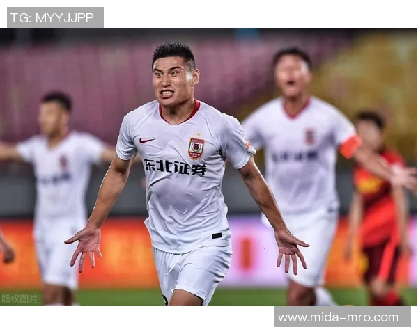 恒大与鹿岛激战正酣赛果揭晓引发球迷热议与期待 恒大与鹿岛激战正酣赛果揭晓引发球迷热议与期待